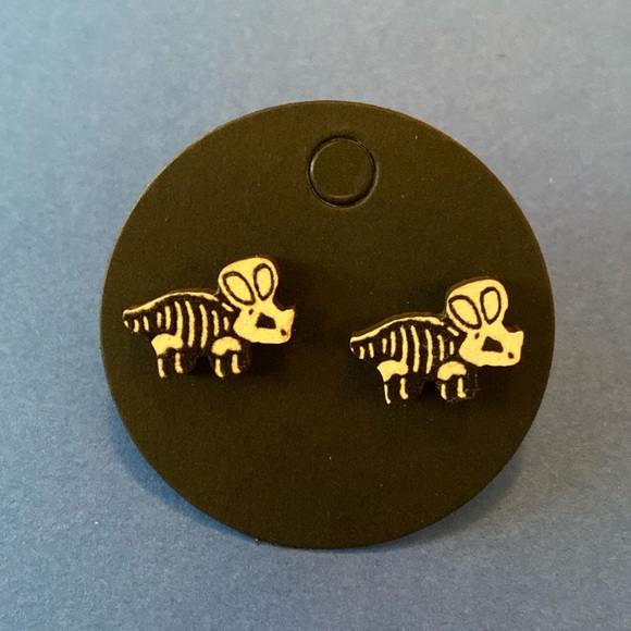 Skeleton Triceratops Earrings - Picture 1 of 1